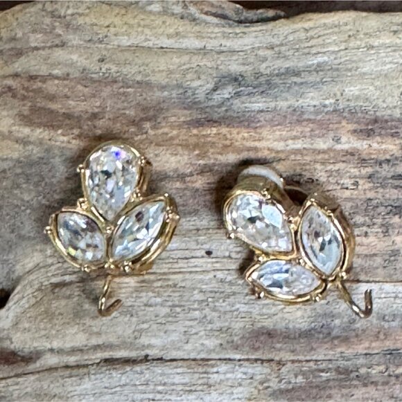 Swarovski Jewelry - Swarovski Gold Tone Crystal Leaf Clip On Earrings Elegant Jewelry Vintage